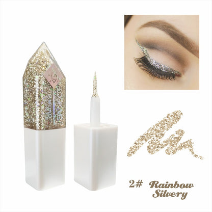 ✨GLITTERING DIAMOND LIQUID EYELINER✨🔥 Gladka in tekoča, hitro sušeča in obstojna barva! Prekrita z bleščečimi bleščicami